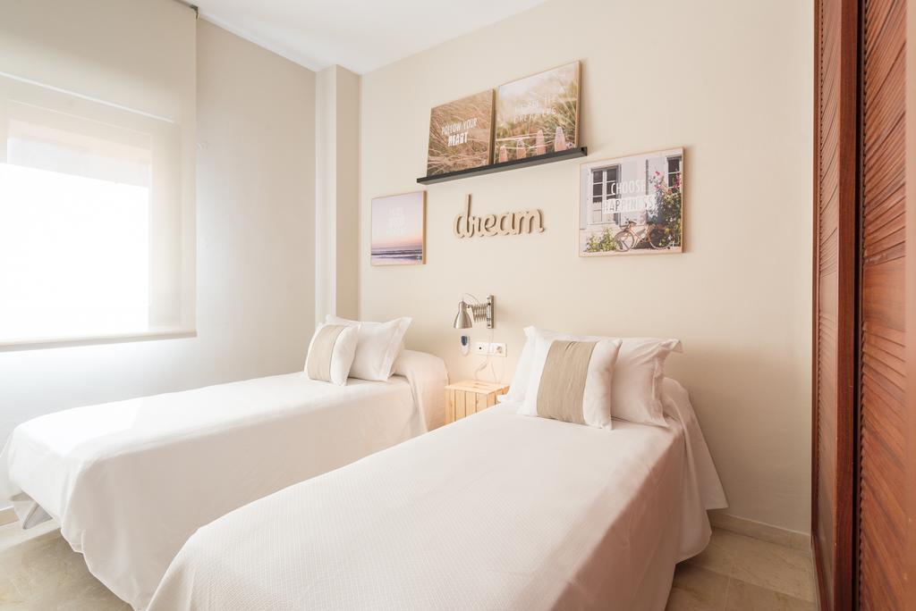 Apartament Alameda De Colon Relax & Quiet Business & Family Malaga Zewnętrze zdjęcie